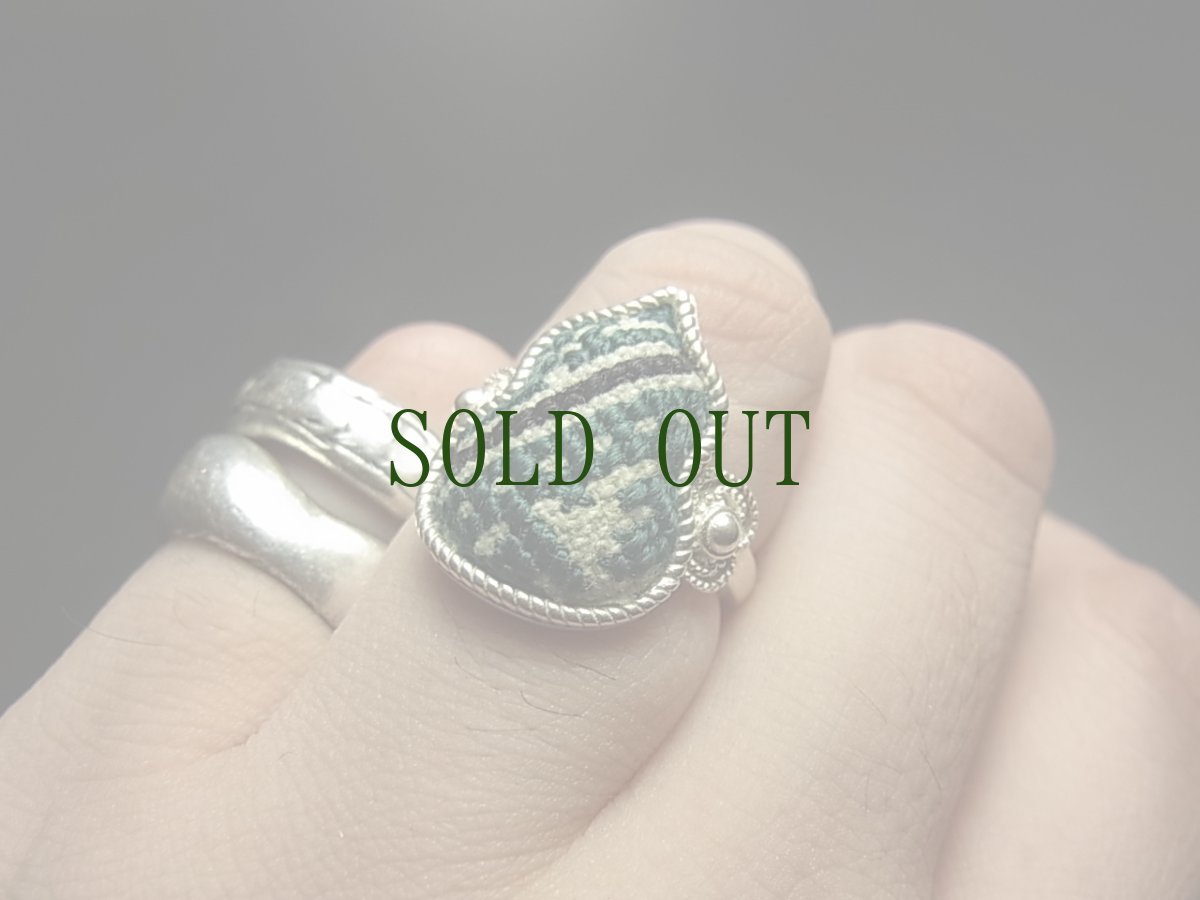 画像5: 貴州ミャオ族の刺繍古裂リング（苗銀製） (5)