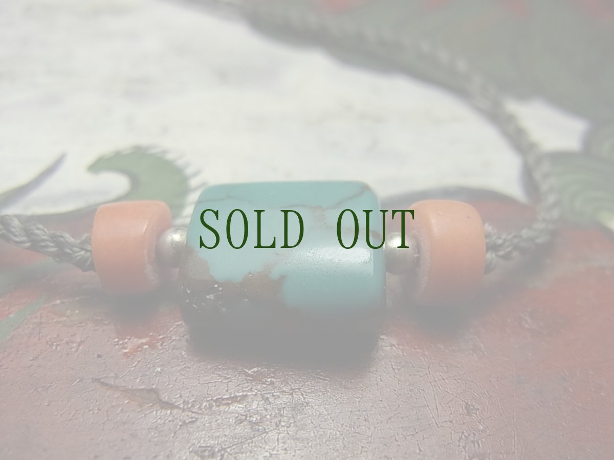 画像4: チベタン・アンティークターコイズ(yu)のチョーカーネックレス　（Old tibetan  turquoise）約3ℊ (4)