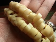 画像8: タカの骨の御数珠(Tibetan Pongtra MALA) アンティーク・密教法具　109珠 (8)