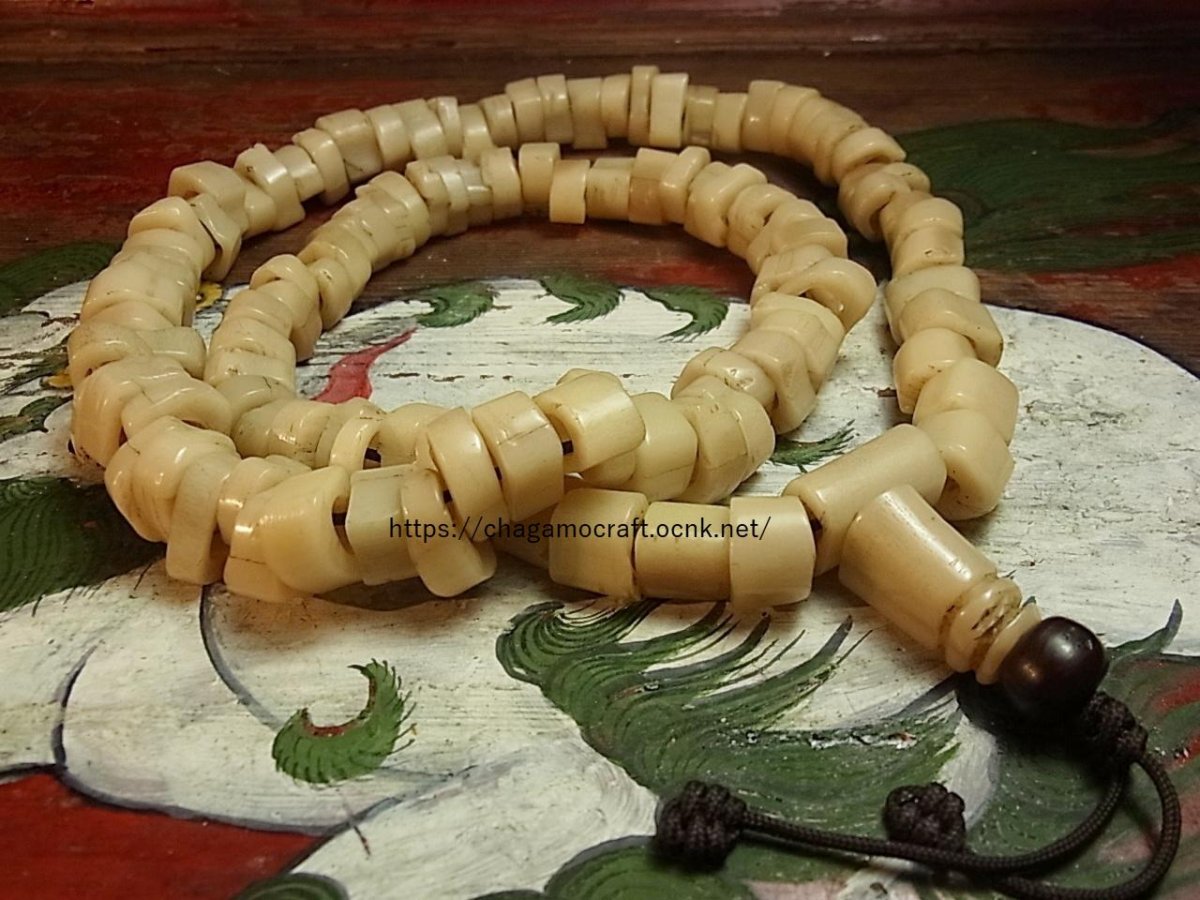 画像1: タカの骨の御数珠(Tibetan Pongtra MALA) アンティーク・密教法具　109珠 (1)