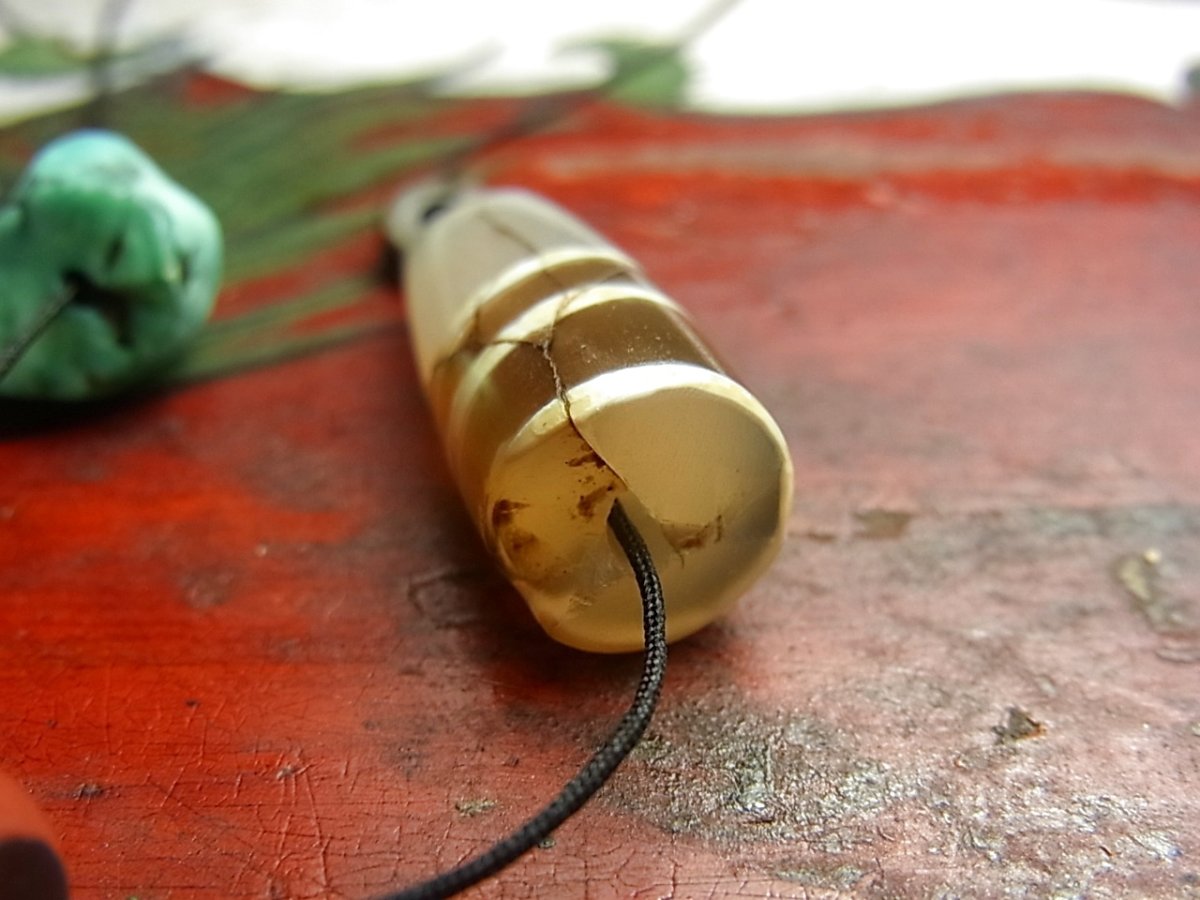 画像4: 古代ジービーズ（老天珠・Ancient dzi stone with old turquoise）老天珠(7ライン)とアンティークターコイズ (4)