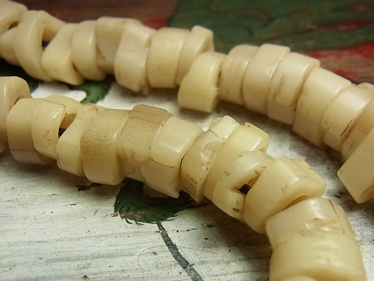 画像4: タカの骨の御数珠(Tibetan Pongtra MALA) アンティーク・密教法具　109珠 (4)