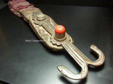 画像1: チベットの搾乳桶の鉤・ラムチャル（ワチャル・tibetan old lamchar）アンティーク (1)