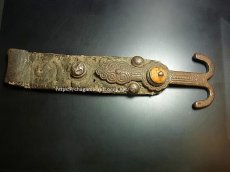 画像2: チベットの搾乳桶の鉤・ラムチャル（ワチャル・tibetan old lamchar）アンティーク (2)