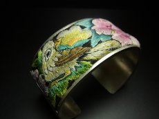 画像2: 貴州省ミャオ族の刺繍古裂バングル(苗銀)プレインステッチ　Old embroidery Miao silver bangle　 (2)
