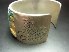 画像4: 貴州省ミャオ族の刺繍古裂バングル(苗銀)プレインステッチ　Old embroidery Miao silver bangle　 (4)