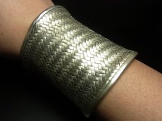 画像5: 貴州ミャオ族のシルバーバングル(ミャオ銀) 編み・大 (5)