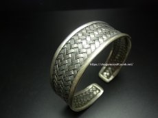 画像1: 貴州ミャオ族のシルバーバングル(ミャオ銀) 編み 小 (1)