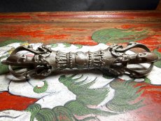 画像2: チベット密教法具・ドルジェ（金剛杵・五鈷杵・ヴァジュラ）　鉄製 (2)