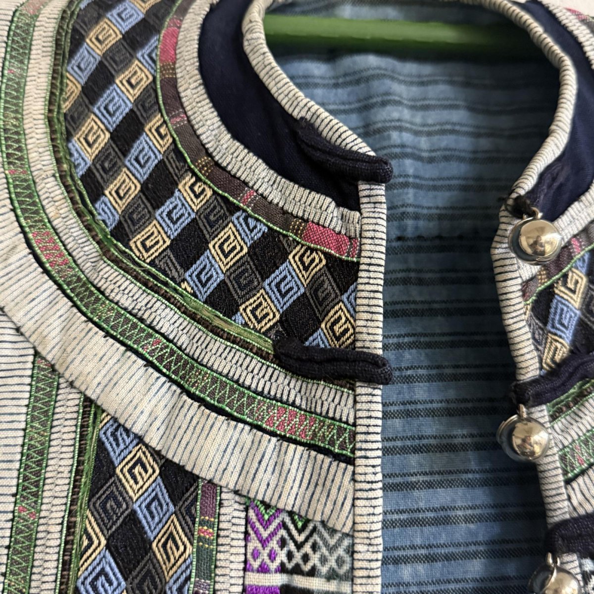 画像12: 雲南省麻栗坡　彝族（イ族・白倮人）·（Malipo Bai luo YI ）上衣（アンティーク・コレクション） (12)