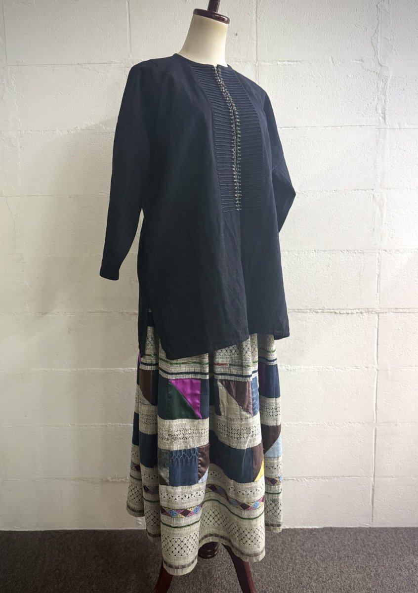 画像4: ヤオ族（金平瑶族・jing ping yao）藍染・綿麻/（濃藍色）前開きジャケット（ユニセックス） (4)