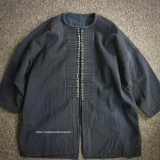 画像2: ヤオ族（金平瑶族・jing ping yao）藍染・綿麻/（濃藍色）前開きジャケット（ユニセックス） (2)