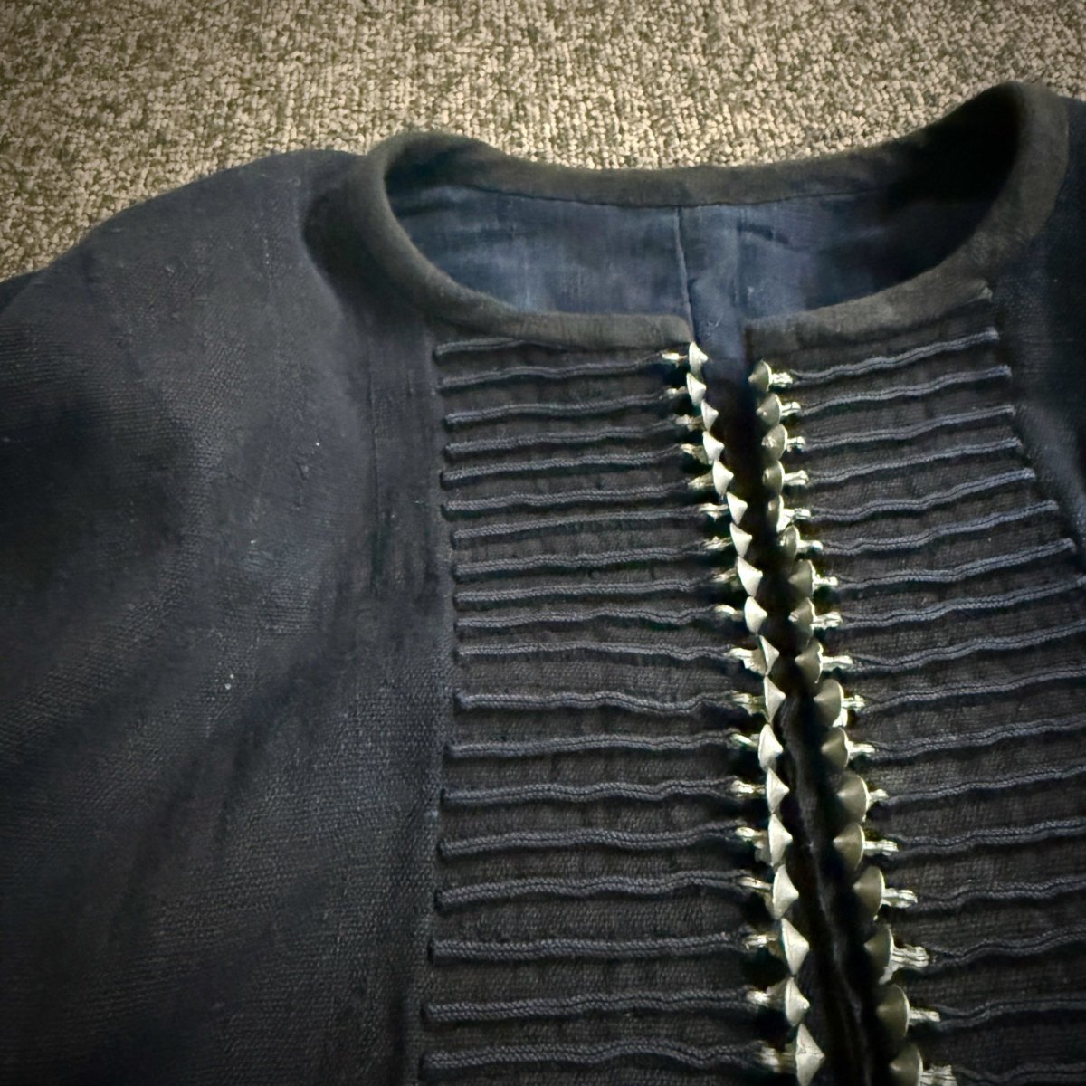 画像8: ヤオ族（金平瑶族・jing ping yao）藍染・綿麻/（濃藍色）前開きジャケット（ユニセックス） (8)