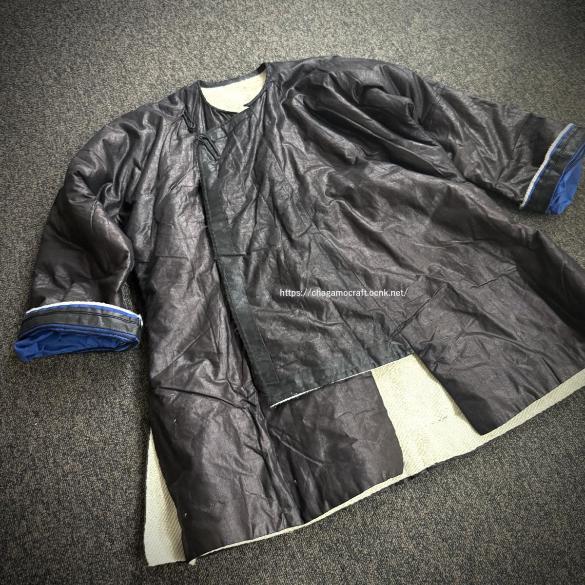 画像2: 侗族( Dong tribe /トン族)　藍染・木綿・亮布　上衣（ビンテージ） (2)