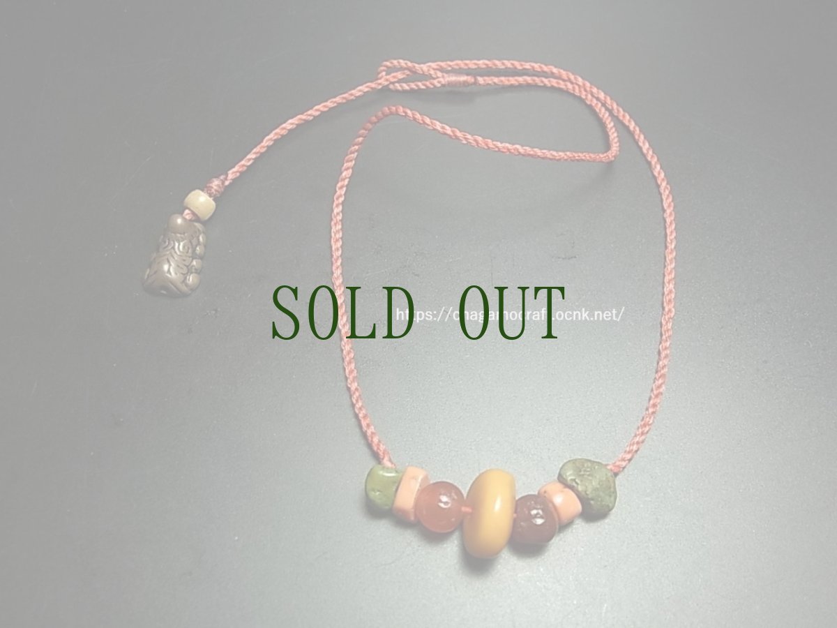 画像1: チベタン・トレジャービーズとセンゲトクチャのチョーカーネックレス　（ tibetan beads neckless） (1)