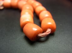 画像4: チベット　吉祥丹色珠の念珠ネックレス　（Old tibetan beads Mala neckless） (4)