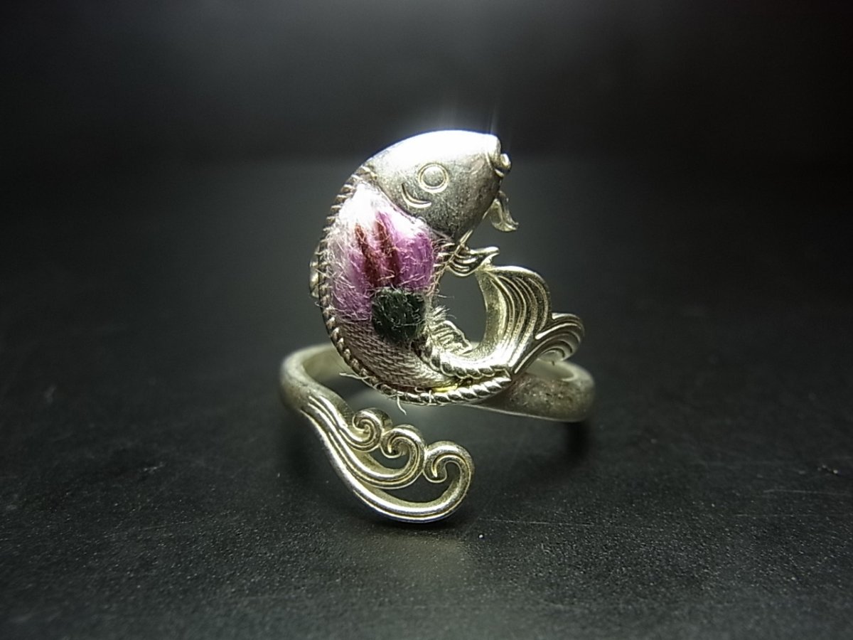 画像2: 貴州ミャオ族の刺繍古裂リング（苗銀製） (2)