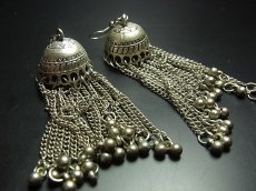 画像2: 貴州苗族（ミャオ族）の苗銀製トライバルピアス　　  (2)