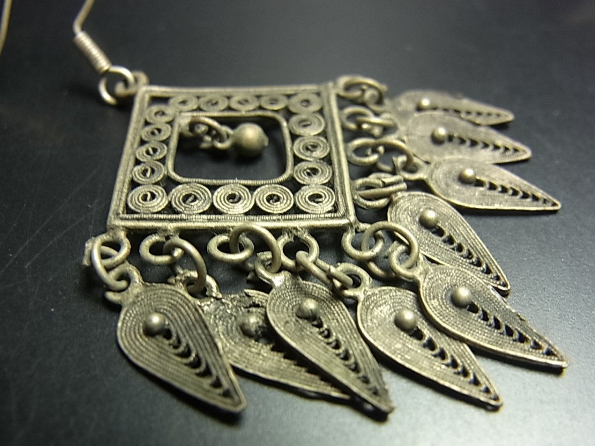 画像3: 貴州苗族（ミャオ族）の苗銀製トライバルピアス　　  (3)