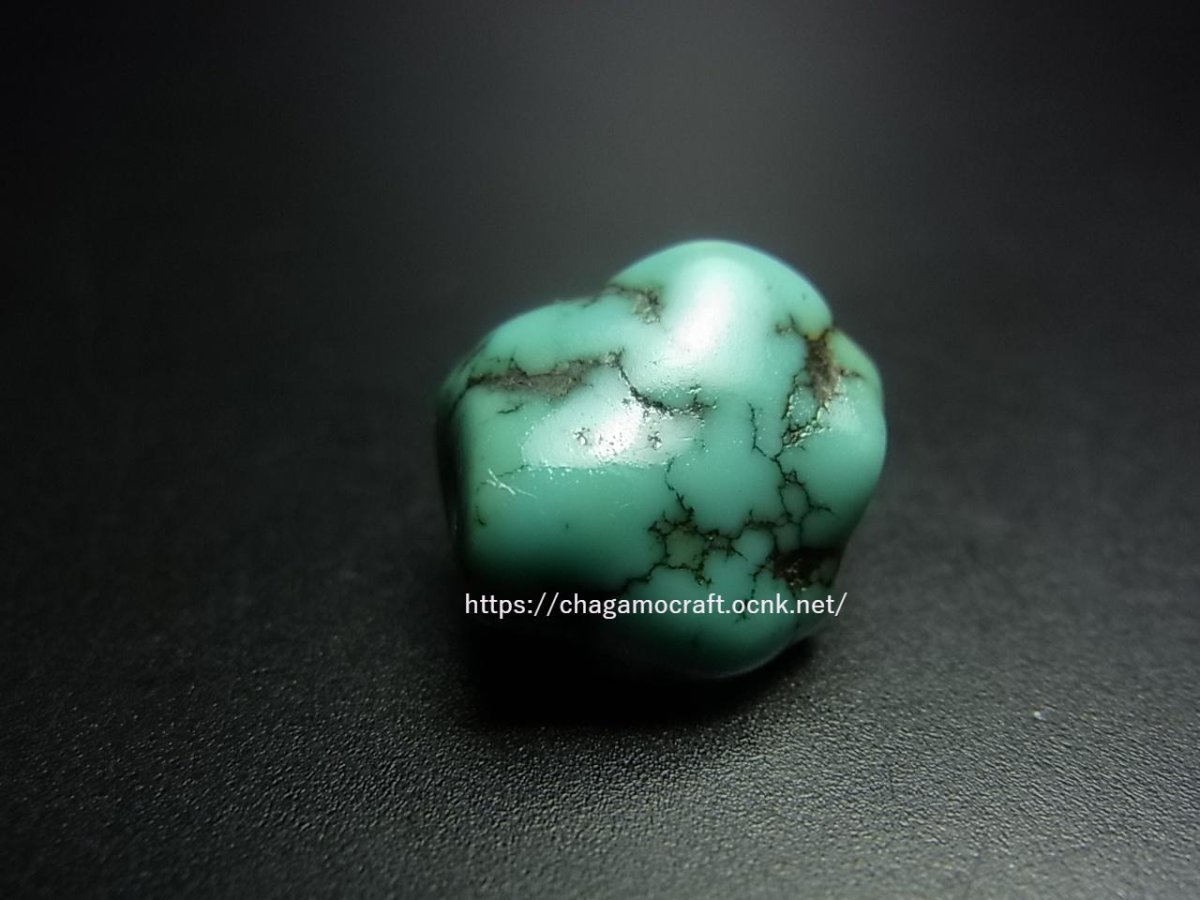 画像1: チベタン・アンティークターコイズ(yu)　（Old tibetan  turquoise） (1)