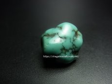 画像1: チベタン・アンティークターコイズ(yu)　（Old tibetan  turquoise） (1)