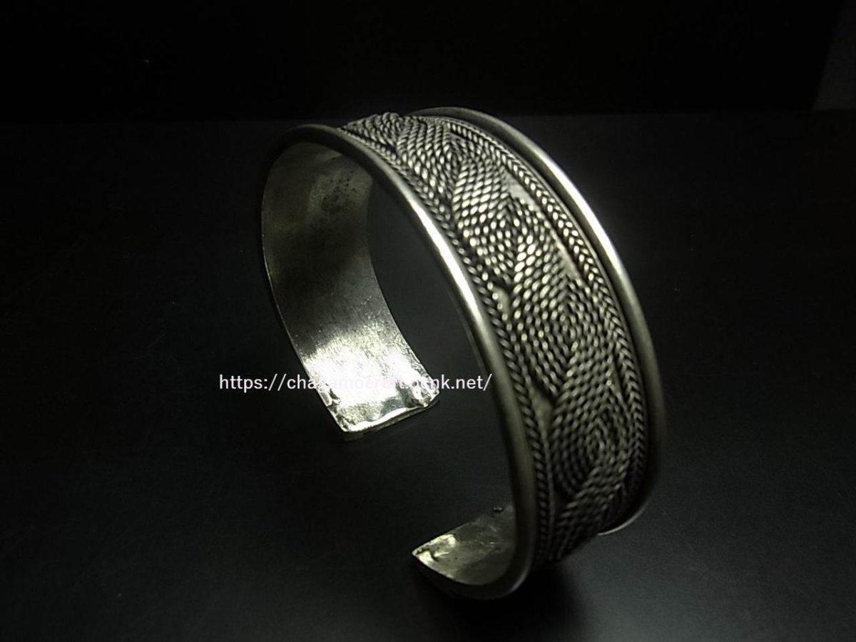 画像1: 貴州ミャオ族のシルバーバングル(ミャオ銀)　波線・小 (1)