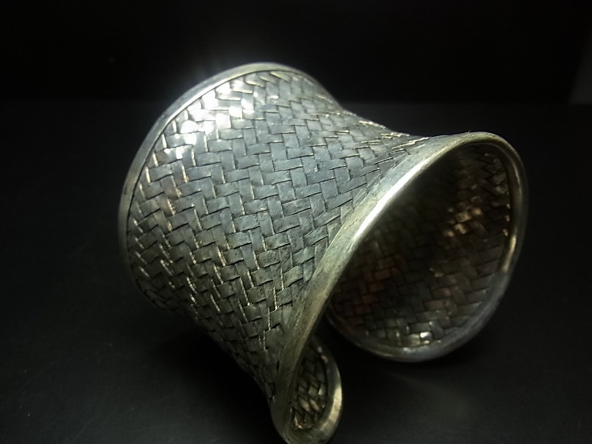画像2: 貴州ミャオ族のシルバーバングル(ミャオ銀)　編み　中 (2)