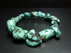 画像1: チベタン・アンティークターコイズ(yu)のブレスレット（Old tibetan  turquoise）約32g (1)