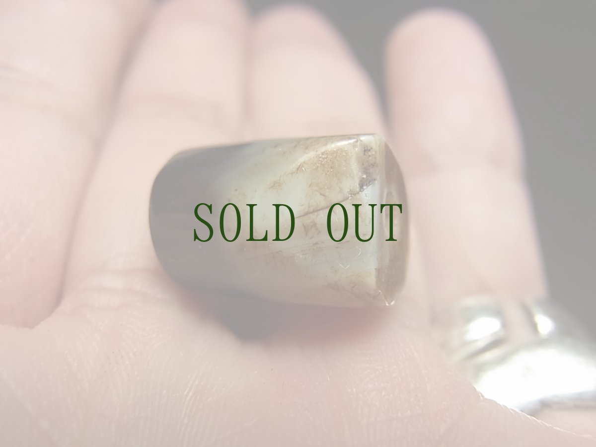 画像5: 薬師珠（黒白珠/ヴァイシャジャグル）（チベット・トランスヒマラヤ圏）ジービーズ (5)