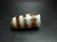 画像2: ジービーズ　３アイ( dzi mig sum pa )　チベット三眼天珠　 (2)