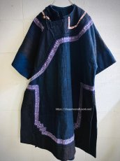 画像2: 六盘水・布依族（プイ族・Bou yei ）木綿藍染め・刺繍・バイアス・　チャイナチュニック上衣（ビンテージ） (2)