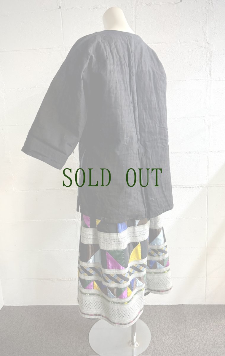 画像6: 侗族( Dong tribe /トン族)　綿麻・藍染め・刺繍　チュニック上衣（ビンテージ） (6)