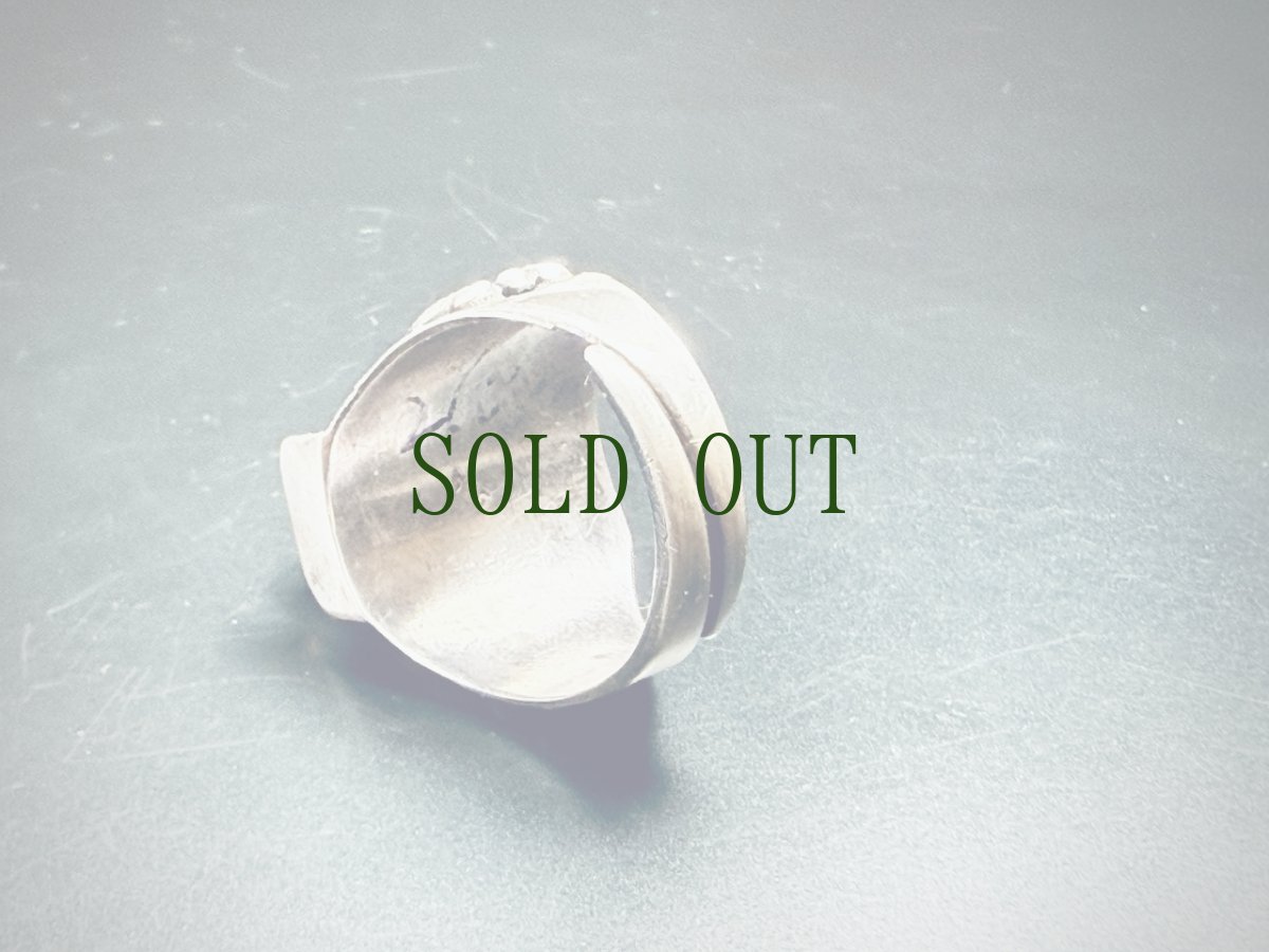 画像6: チベタン・オールドアンバーの銀製リング（925）（Tibetan old amber silver ring）蜜蝋琥珀 (6)