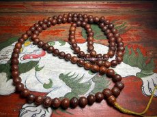 画像2: 鳳眼菩提樹のチベット念珠　(Tibetan  Buddha Chitta  Mala )　108珠・12mm　 (2)