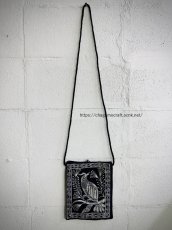画像2: ガージア・ミャオ族（革家苗族）ろうけつ藍染（藍印花布）古布リメイク、ショルダーミニポーチ (2)