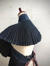 画像5: 雷山大塘苗族（lei shan da tang ミャオ族）　藍染プリーツ・巻きショート丈スカート（チュチュ丈）ビンテージ (5)