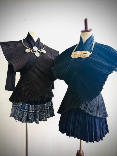 画像2: 雷山大塘苗族（lei shan da tang ミャオ族）　藍染プリーツ・巻きショート丈スカート（チュチュ丈）ビンテージ