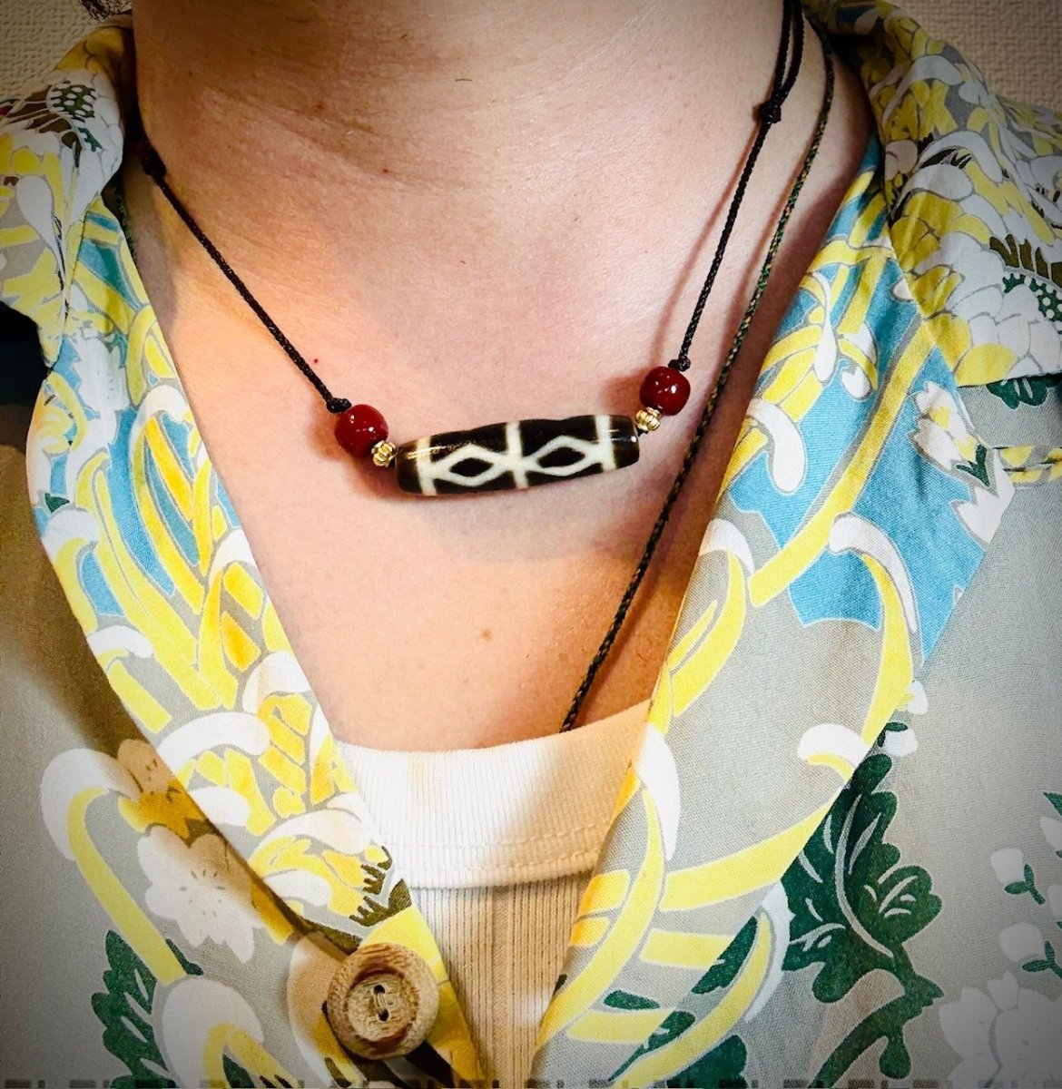 画像8: ジービーズ( dzi mig dorje gu pa  ）特殊金剛天珠（ブッダ六眼宝瓶天珠） の首飾り (8)