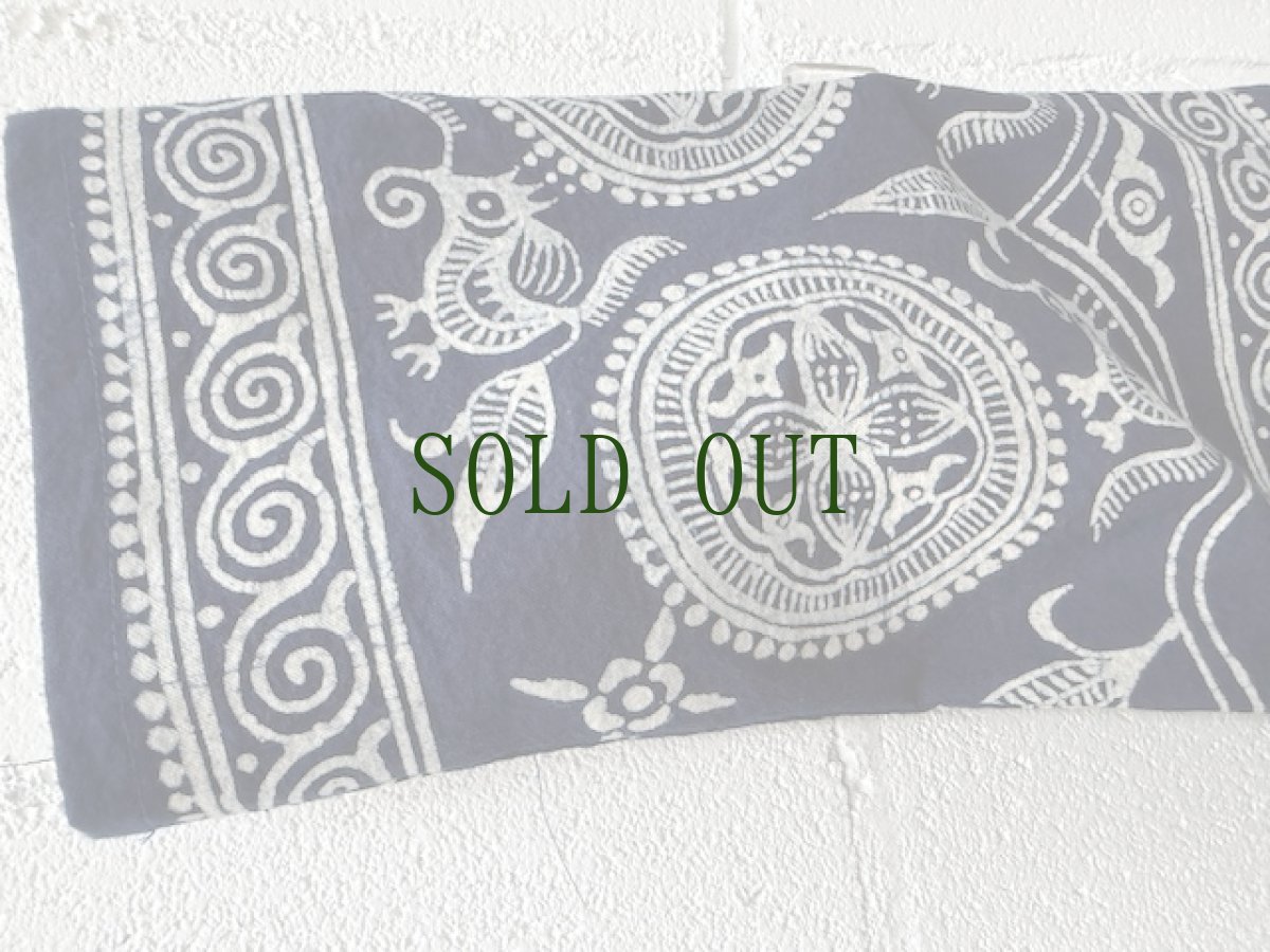 画像6: 革家苗族（ガージア・ミャオ族）トラディショナル・マオカラーロング丈ジャケット　（木綿・藍染・ろうけつ染め） (6)