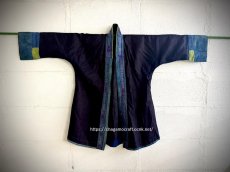 画像10: トン族（侗族）　藍染亮布（木綿）・野蚕糸刺繍　前開き ジャケット（ビンテージ）　 (10)