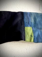 画像12: トン族（侗族）　藍染亮布（木綿）・野蚕糸刺繍　前開き ジャケット（ビンテージ）　 (12)