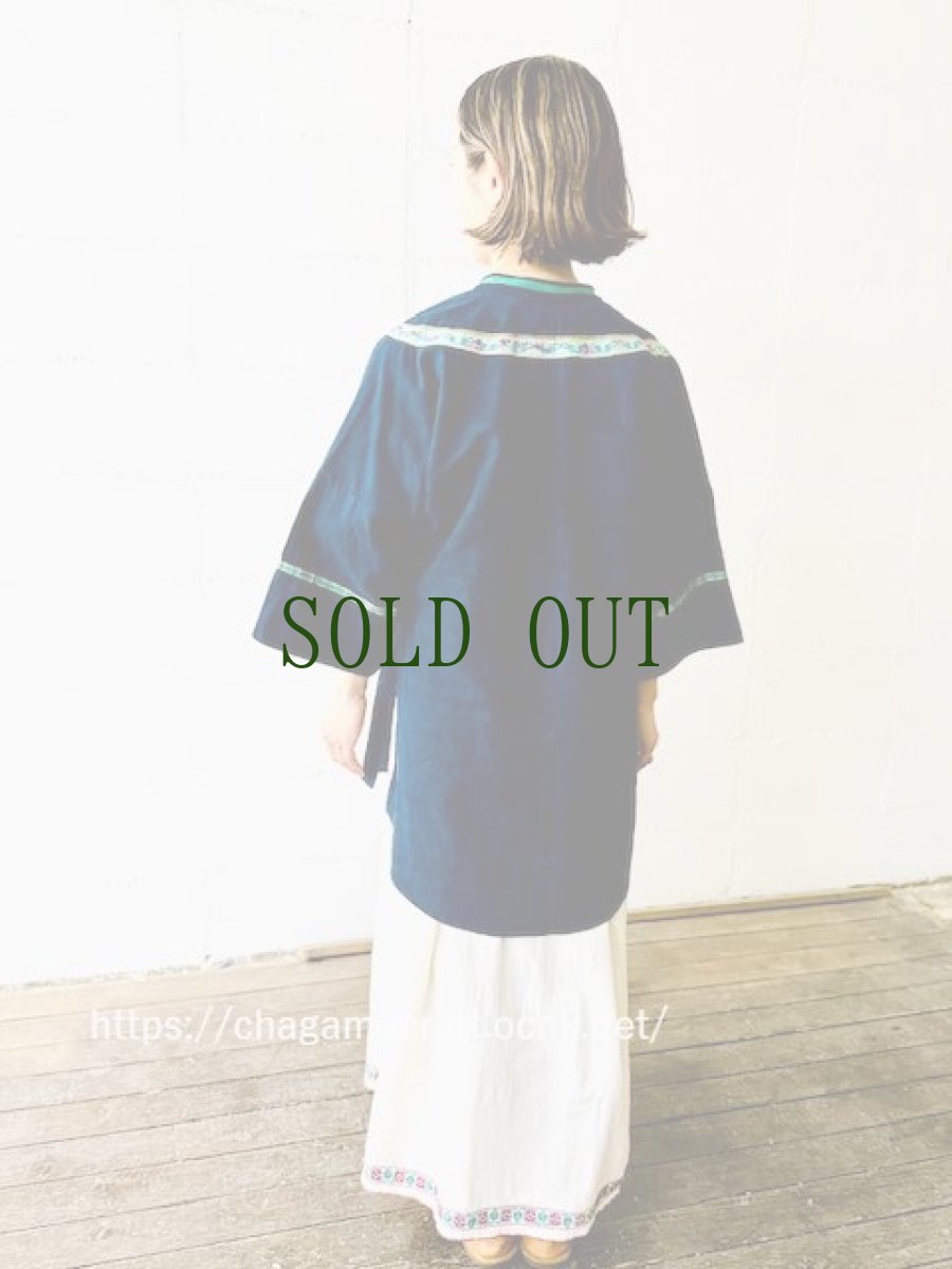 画像8: 六盘水・布依族（プイ族・Bou yei ）木綿藍染め・刺繍　チャイナチュニック上衣（ビンテージ） (8)