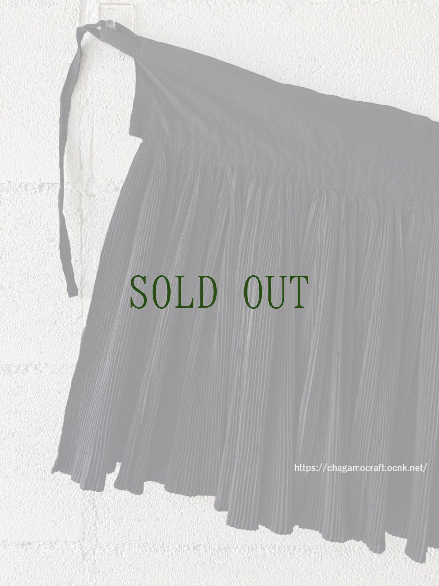 画像6: 侗族・リャンブー（亮布・Liang Bu）木綿藍染め光沢加工・プリーツ巻スカート（ビンテージ）トン族 (6)