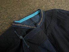 画像13: 六盘水・布依族（プイ族・Bou yei ）藍染め木綿・刺繍　ロング丈チャイナチュニック（ビンテージ） (13)
