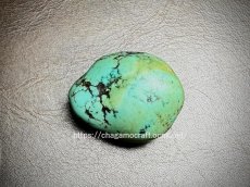 画像2: チベタン・アンティークターコイズ(yu)　（Old tibetan  turquoise） (2)