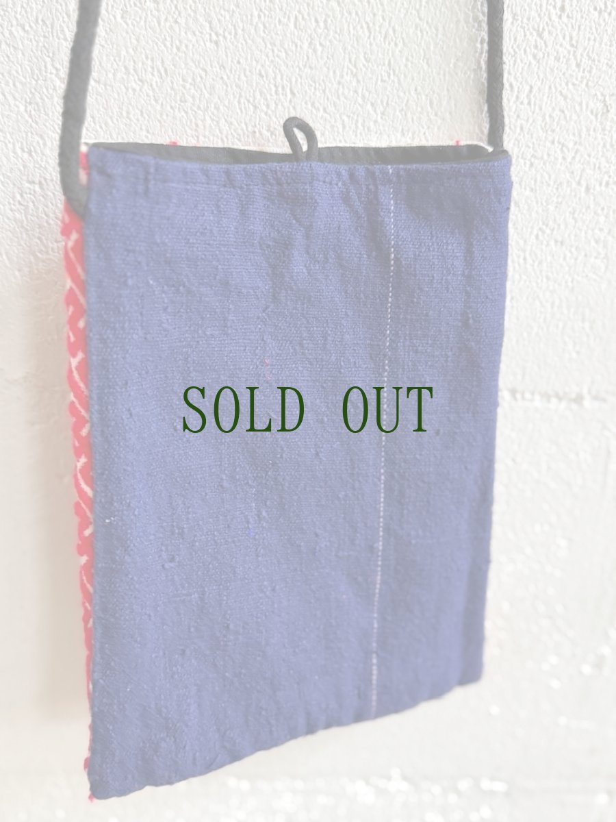 画像5: 貴州省・壮族（チワン）藍染・木綿・織布　ショルダーミニポーチ (5)