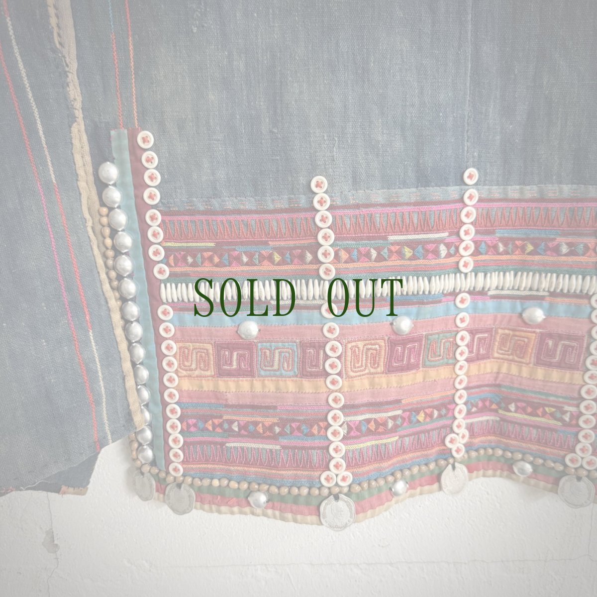 画像8: ハニ族（アカ族/哈尼族）藍染め大麻製、刺繍　上衣　（アンティーク） (8)