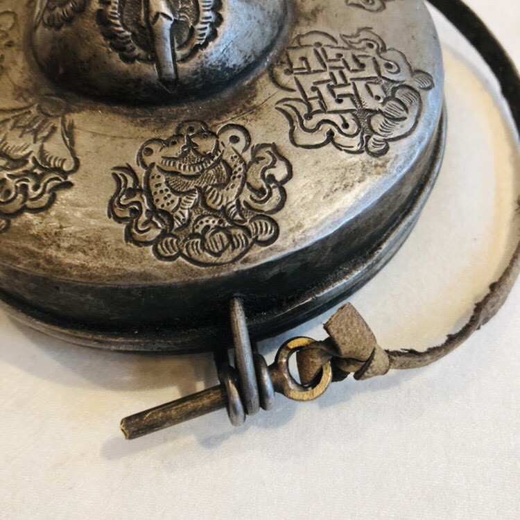 ティンシャ (チベット仏教法具) タシタゲ（八吉祥） 共箱付き・チベタンベル - Chagamocraft (チャガモクラフト)