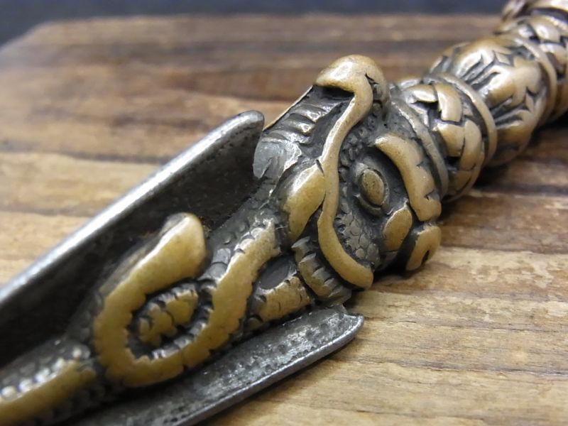 チベット密教法具 ブルパ（独鈷杵）銅・鉄製 15cm - Chagamocraft 