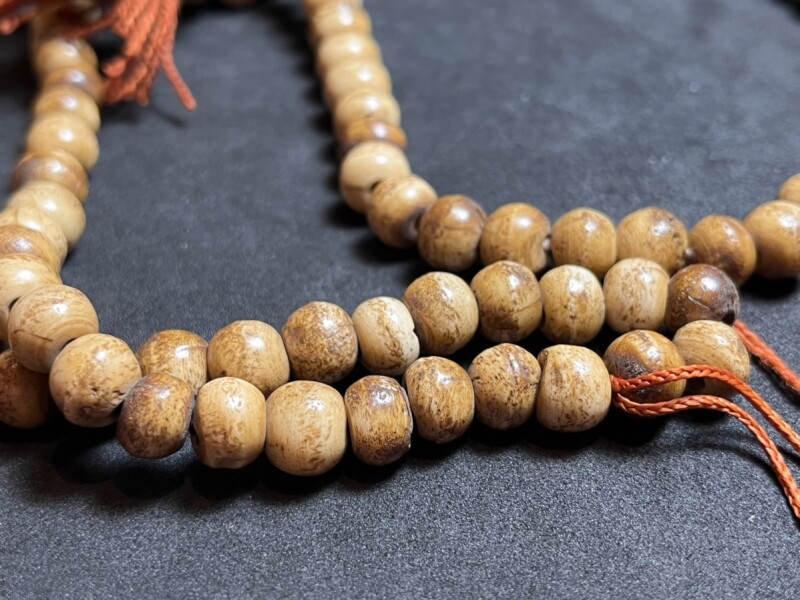 チベット・ヤクの骨珠の108珠念珠、カウンター付 9mm玉 - Chagamocraft